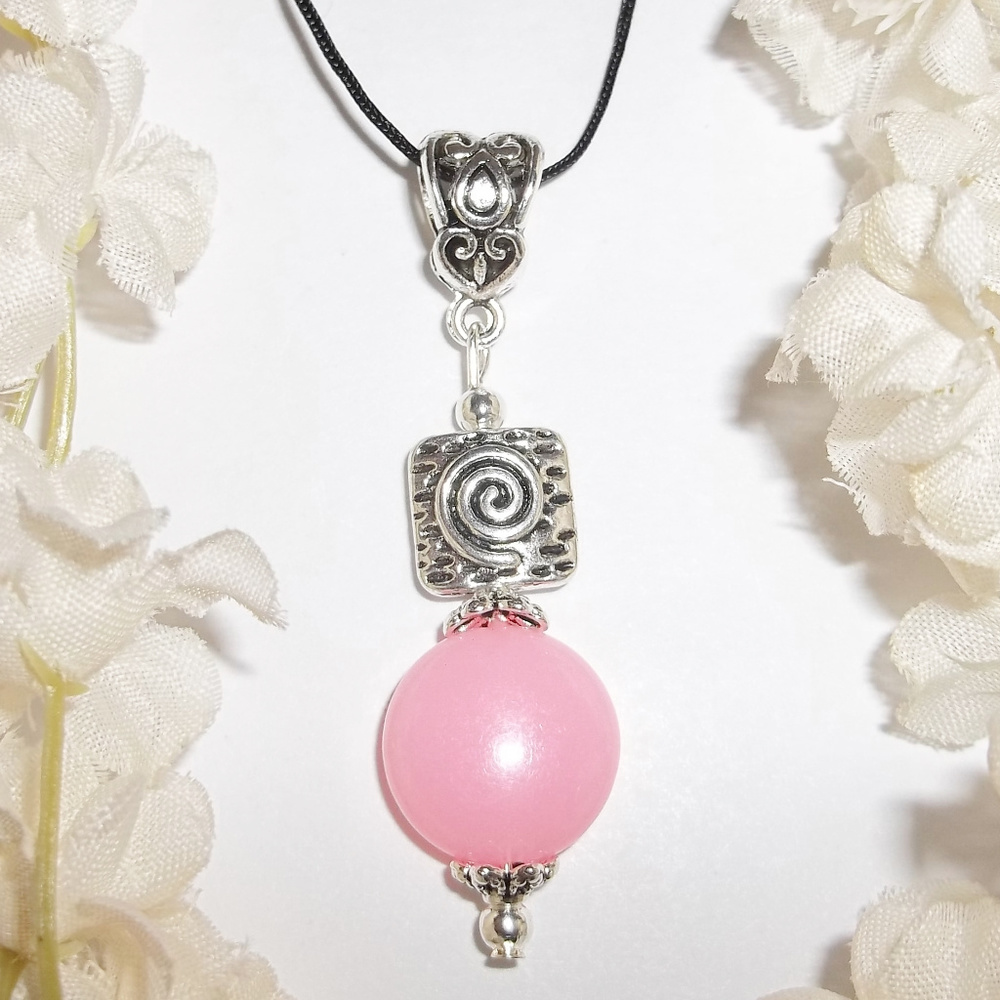 Pink Silver Beaded Necklace Pendant Charm NWT 4804